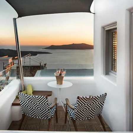 Emfasis Luxury With Heated Jacuzzi-sunset View * Fira (Santorini)
