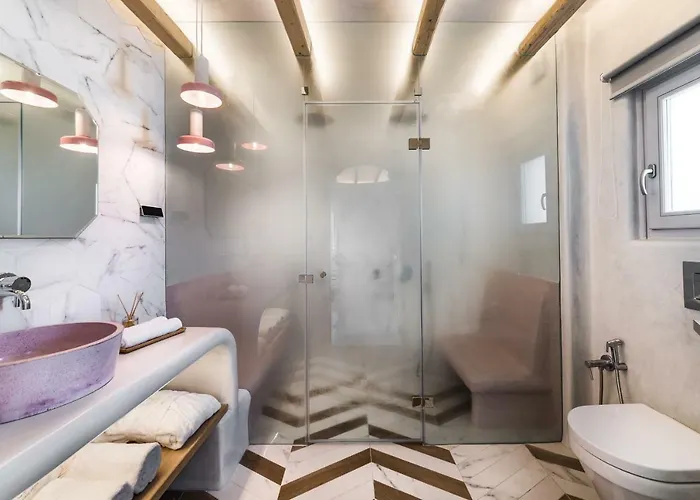 Emfasis Luxury Villa