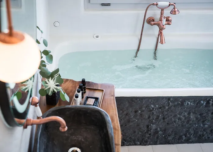 Emfasis Luxury With Heated Jacuzzi-sunset View 빌라