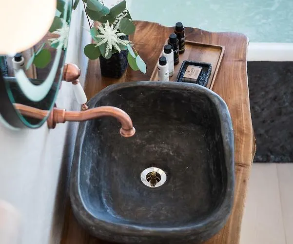 Emfasis Luxury With Heated Jacuzzi-sunset View