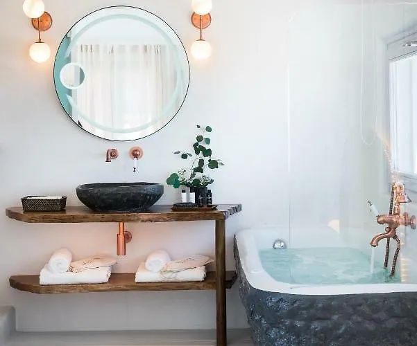 Emfasis Luxury With Heated Jacuzzi-sunset View Fíra